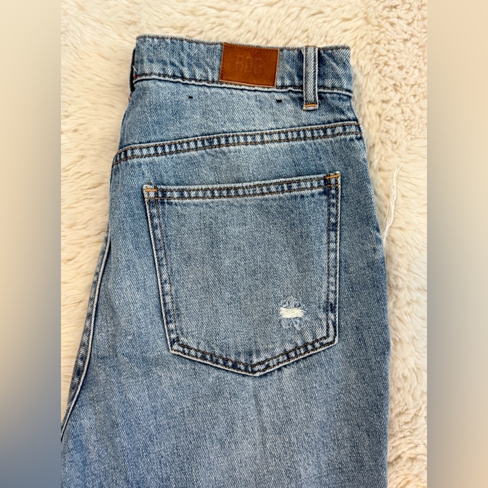 BDG Slim Straight High-Rise Jeans Size 27